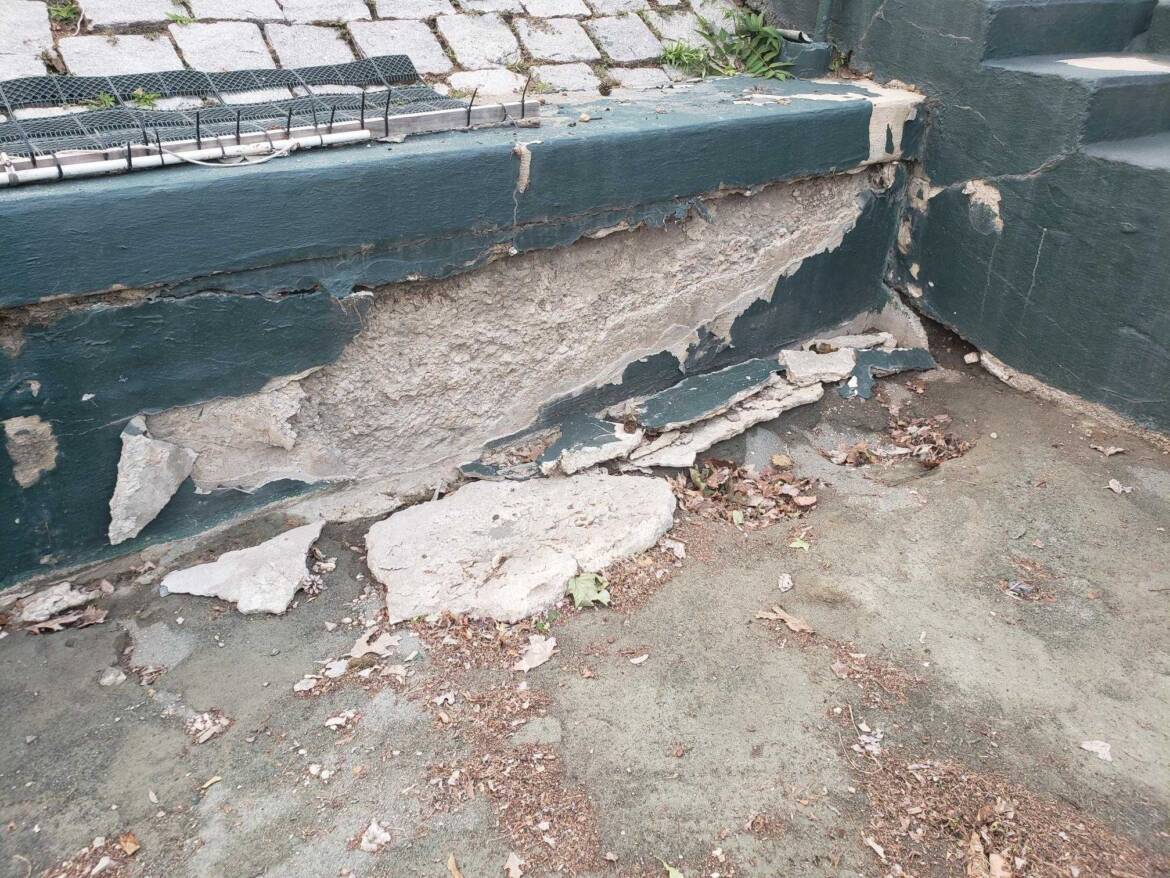 Damage-to-retaining-wall.jpg